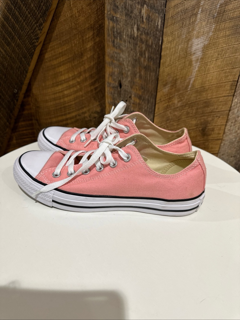 Converse Chuck Taylor All Star Low-Top Sneakers – Women’s Size 9 Light Pink - Picture 3 of 12